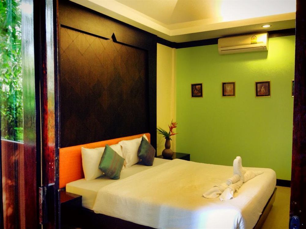 Resort Aonang Krabi town