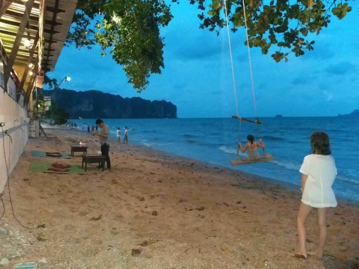 Resort Aonang Krabi town